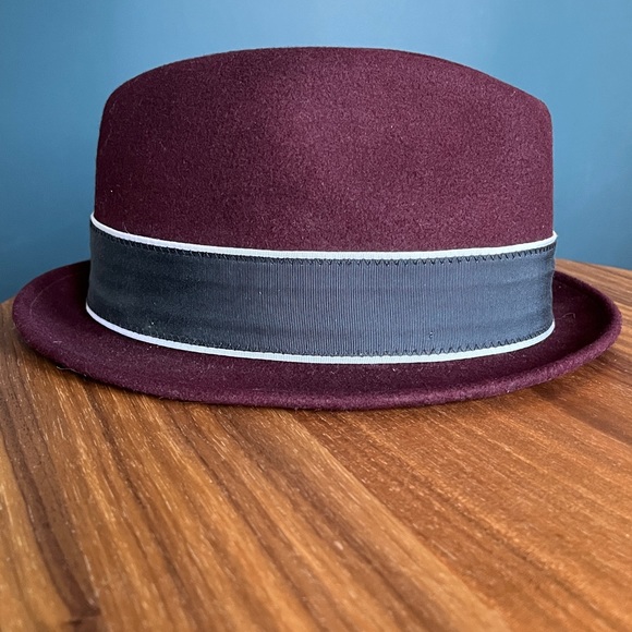 100% Wool Burgundy Fedora | New York Hat Co. - Picture 3 of 7